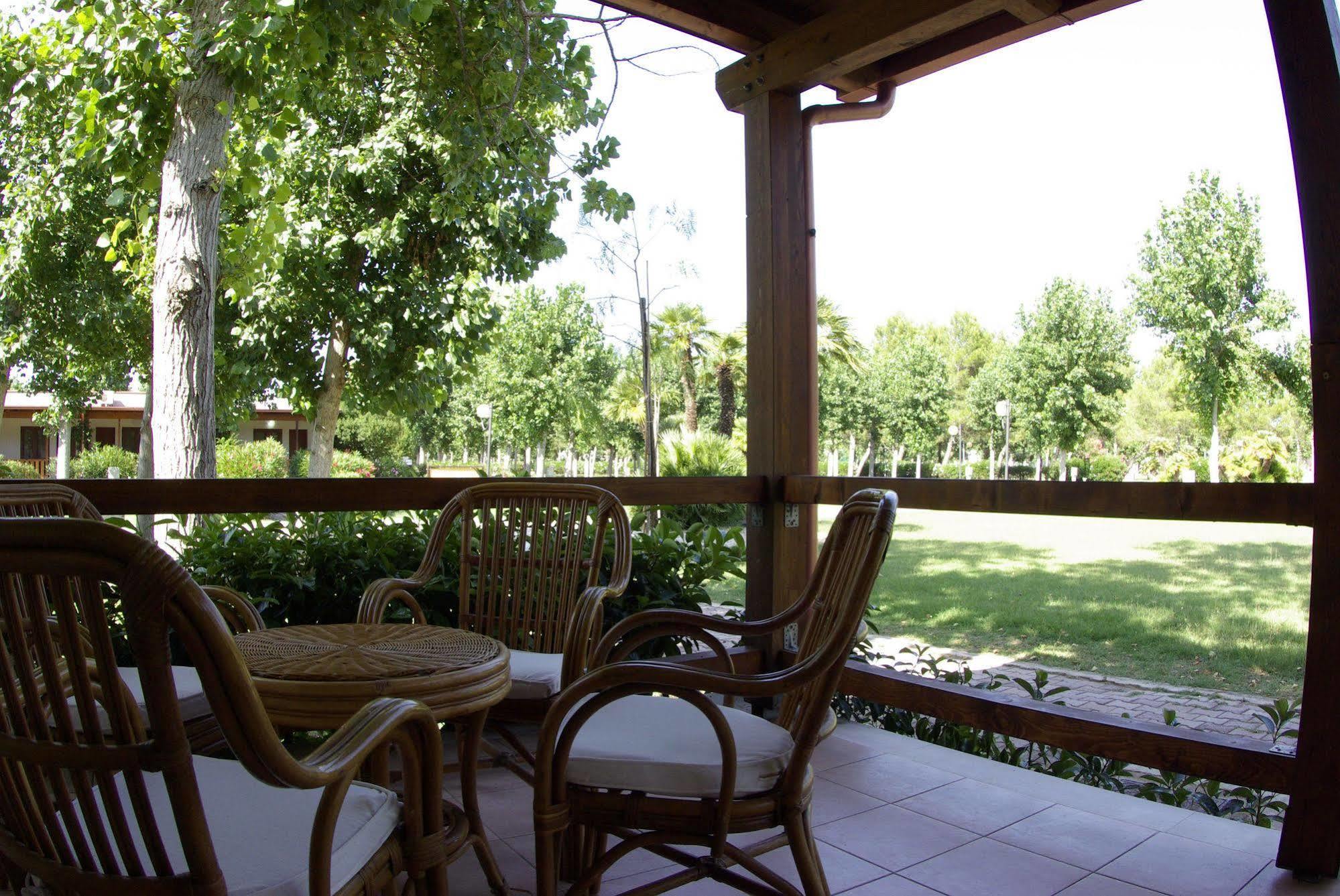 Villaggio Albatros Resort Lesina Exterior photo